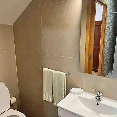 Charming House In With Shared Pool Prázdninový dům *